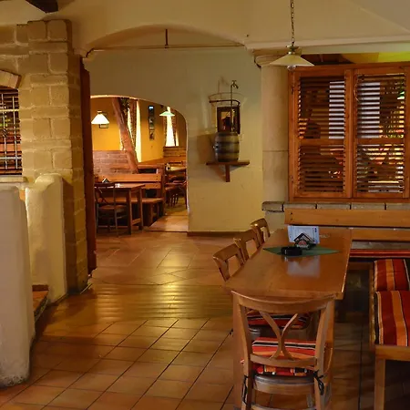 Pod Kaštany Apartament *